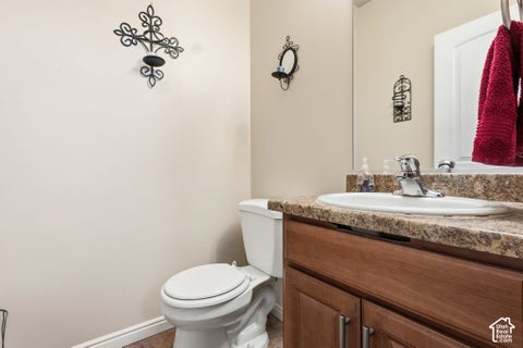 Tiny photo for 872 N FARMINGTON XING, Farmington, UT 84025 (MLS # 2189762)