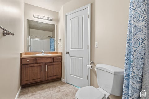 Tiny photo for 872 N FARMINGTON XING, Farmington, UT 84025 (MLS # 2189762)