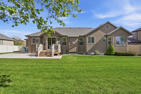 Tiny photo for 361 E LOVE LN, Lehi, UT 84043 (MLS # 2152983)