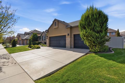 Tiny photo for 361 E LOVE LN, Lehi, UT 84043 (MLS # 2152983)