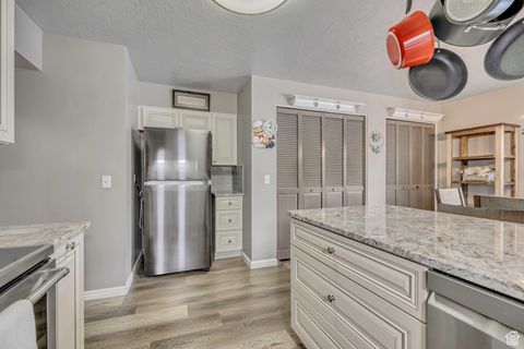 Tiny photo for 6886 S 670 E, Midvale, UT 84047 (MLS # 2115222)