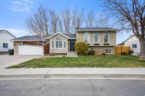 Tiny photo for 559 N MITCHELL Dr, Spanish Fork, UT 84660 (MLS # 2122705)