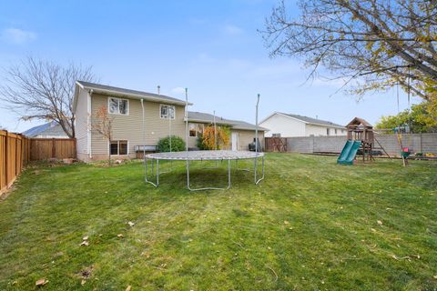 Tiny photo for 559 N MITCHELL Dr, Spanish Fork, UT 84660 (MLS # 2122705)
