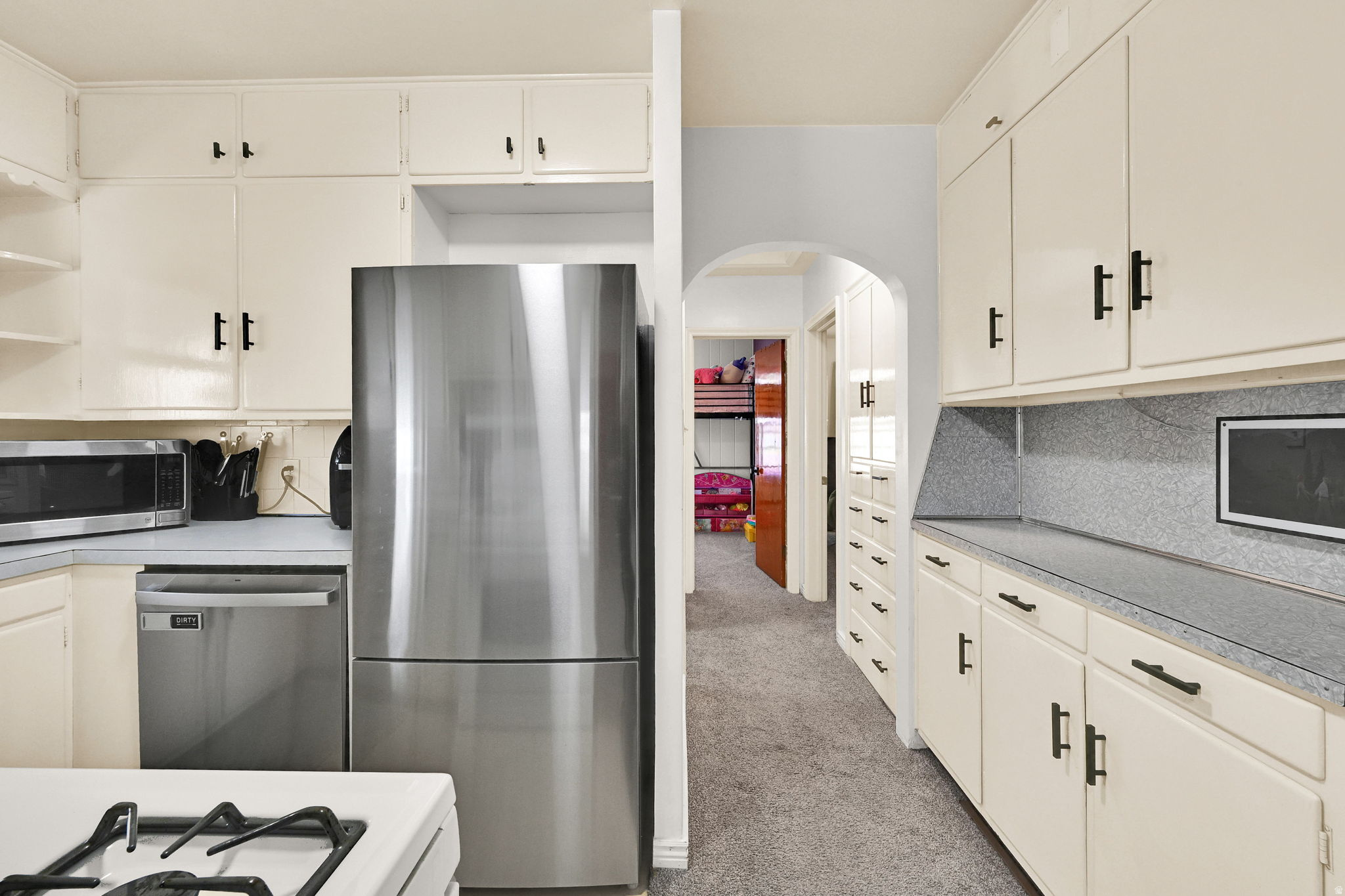 HILL VILLA SUB - Residential