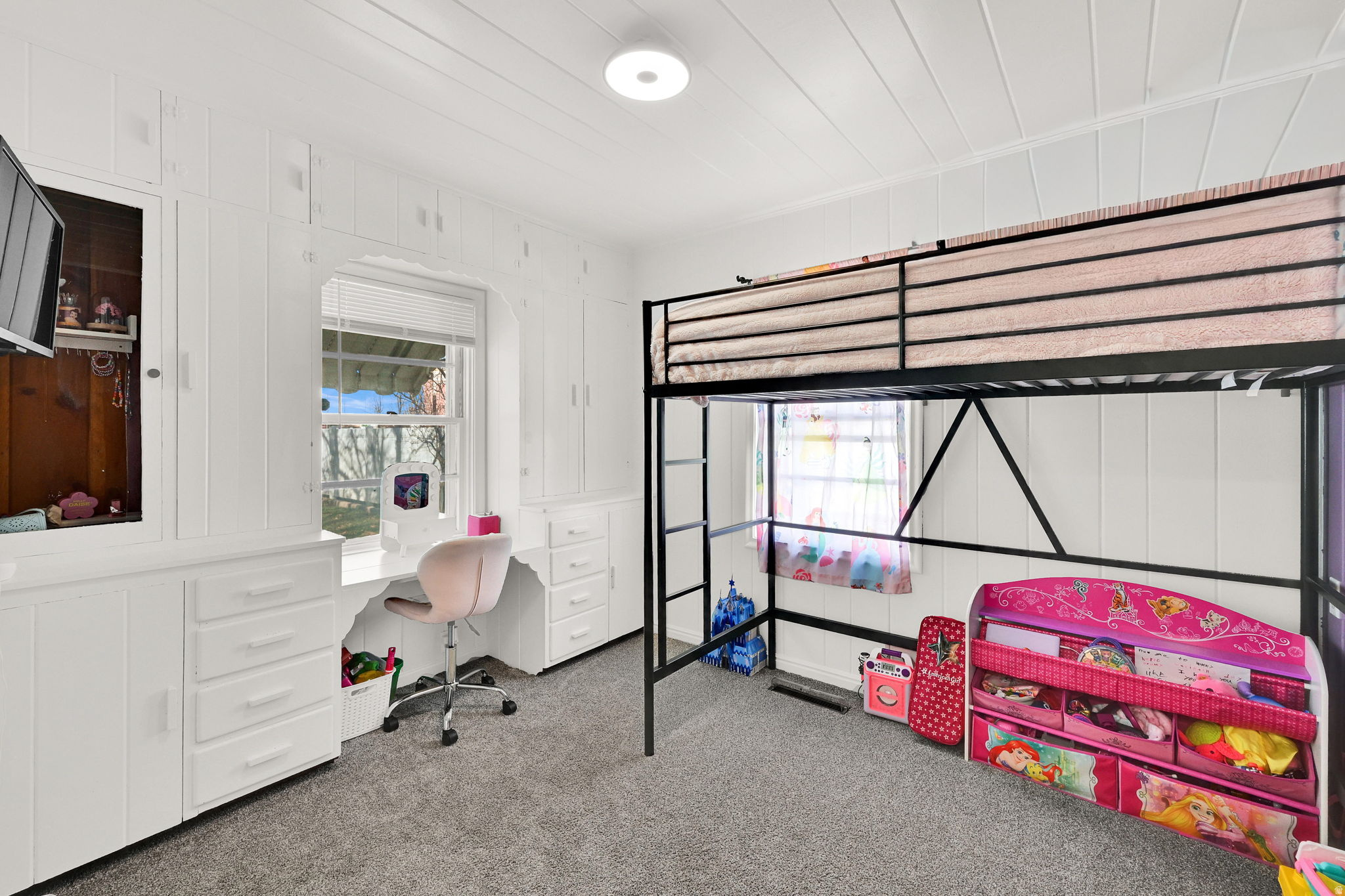 HILL VILLA SUB - Residential