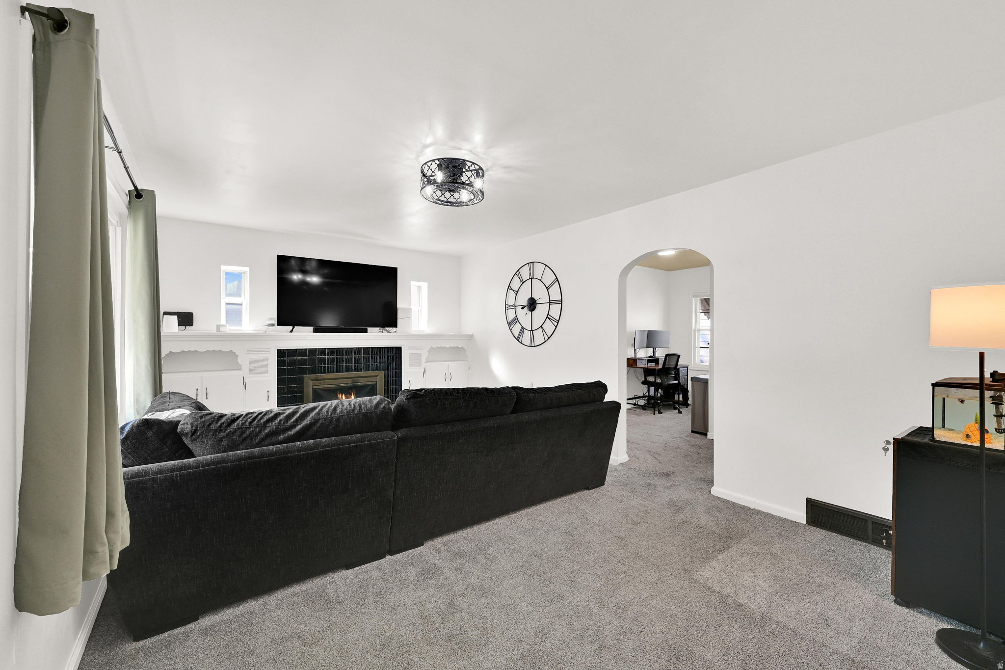 HILL VILLA SUB - Residential