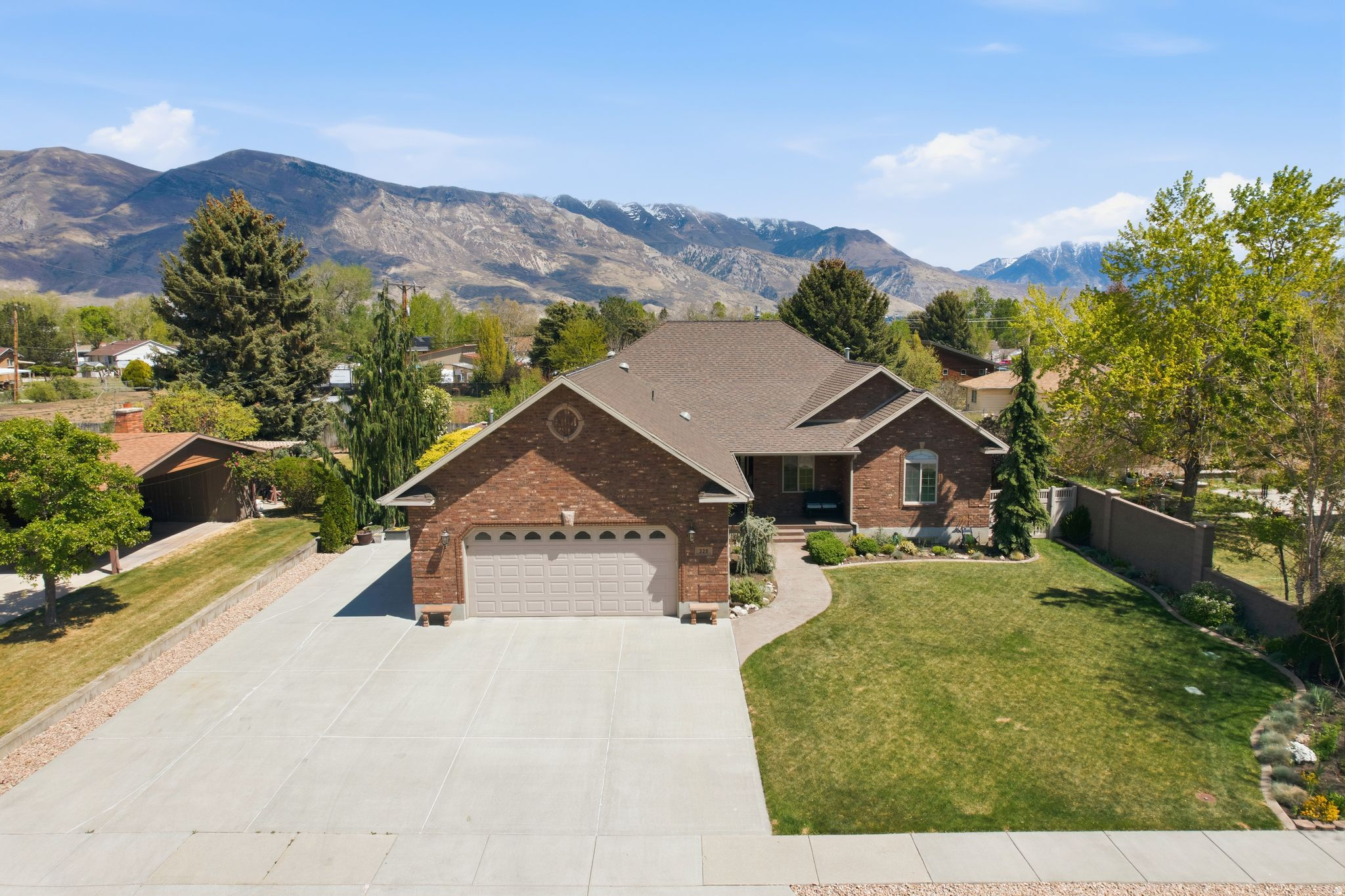 MERKLEY ESTATES - Residential