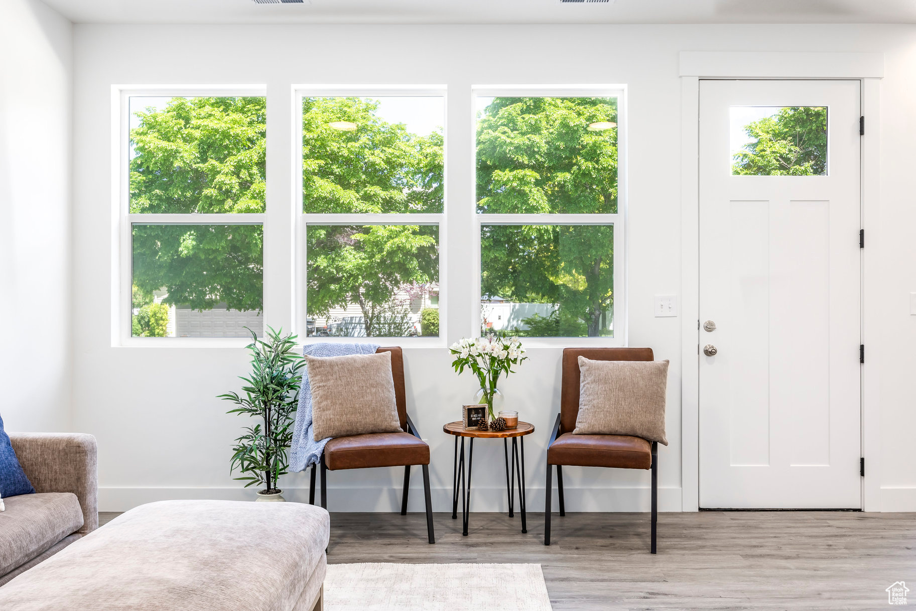 WESTFIELDS CENTRAL - Residential Income