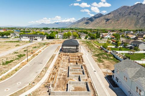 Tiny photo for 717 S HARRISON DR, Springville, UT 84663 (MLS # 2118859)