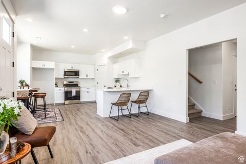 Tiny photo for 717 S HARRISON DR, Springville, UT 84663 (MLS # 2118859)