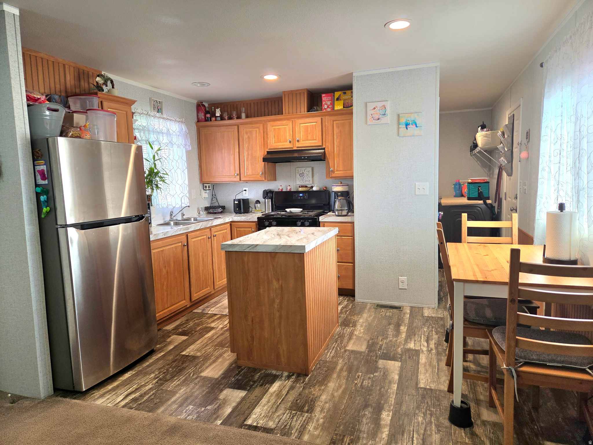 MON A LEA MOBILE HOME PARK - Residential