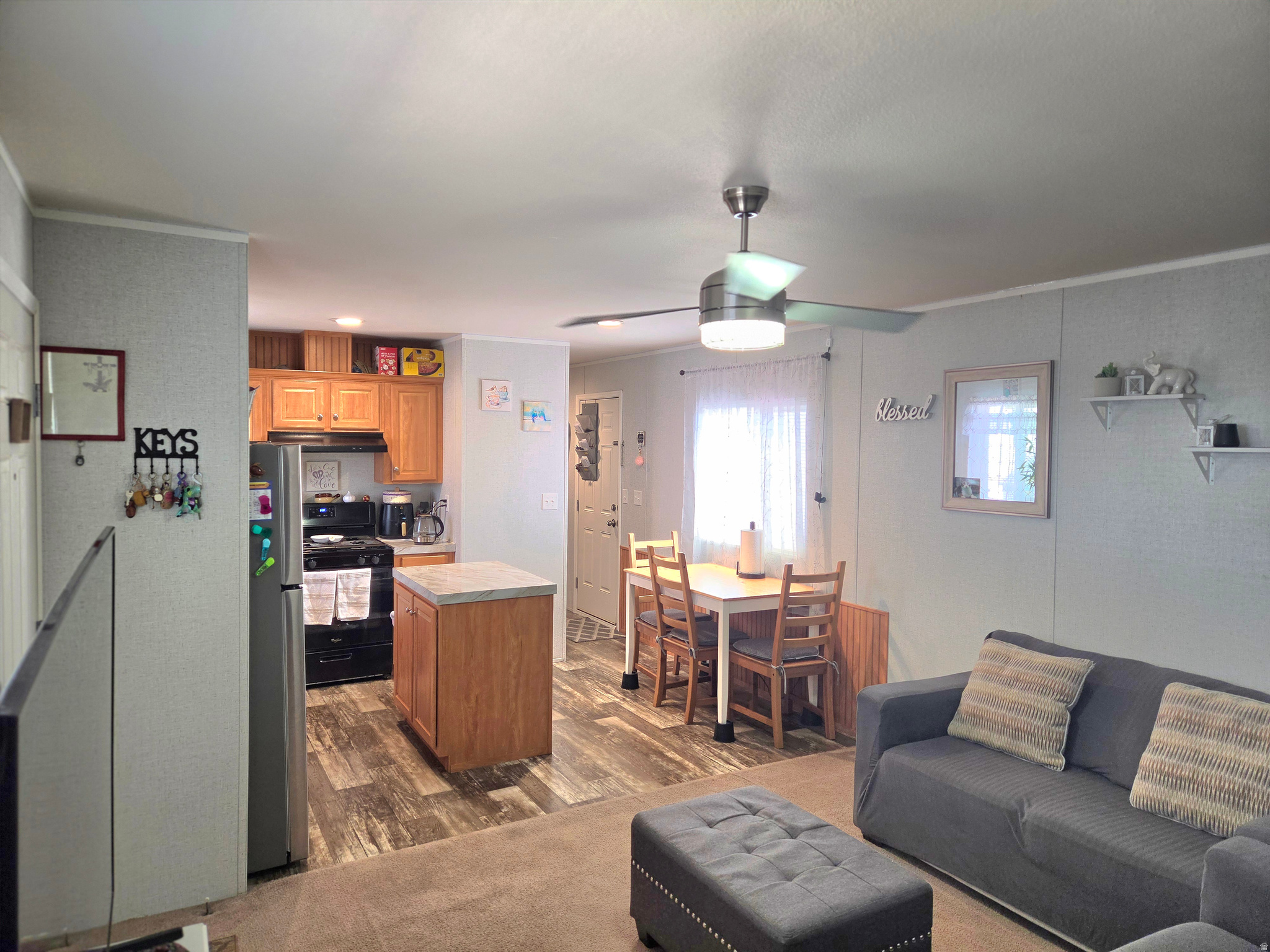 MON A LEA MOBILE HOME PARK - Residential