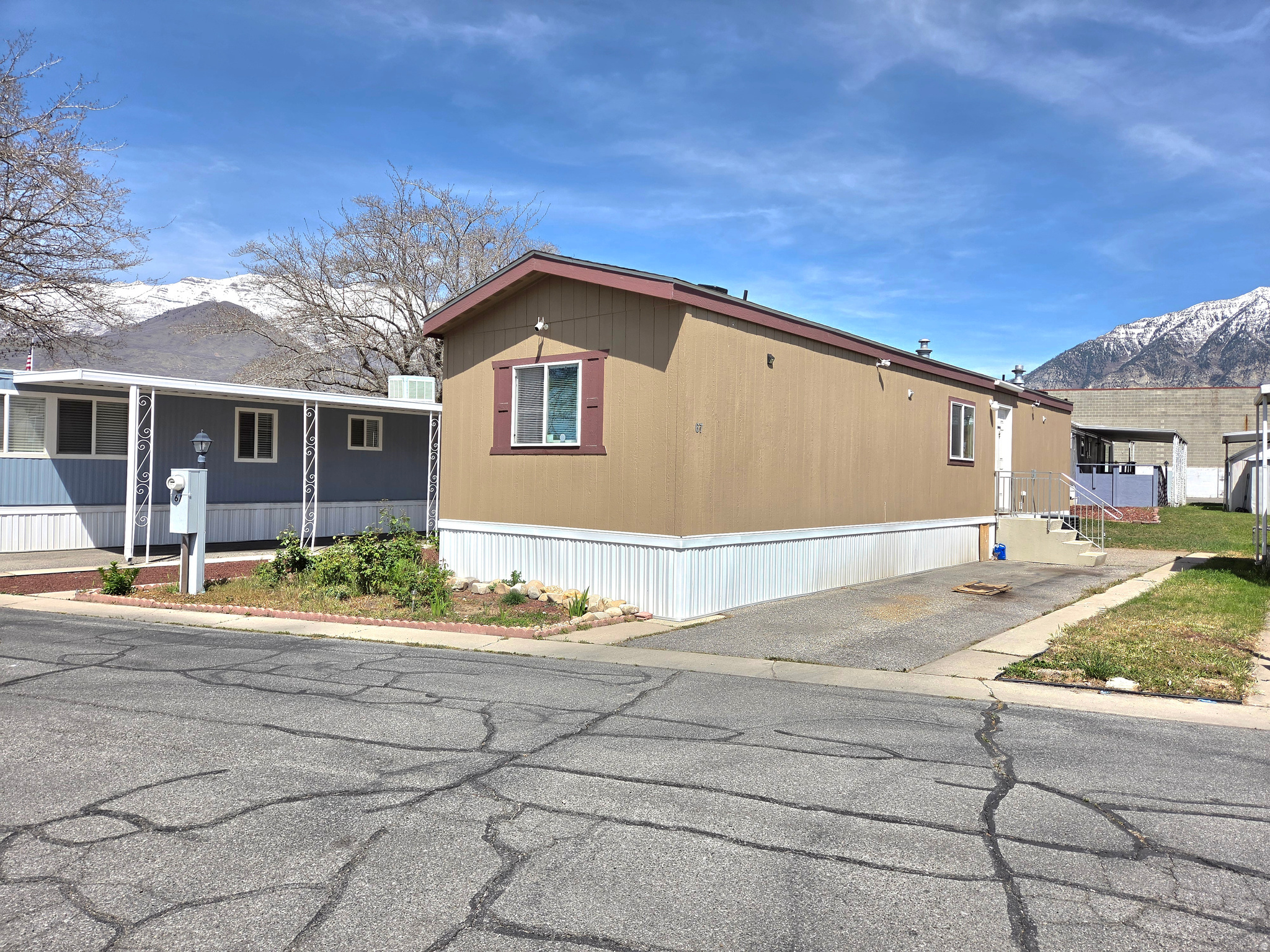 MON A LEA MOBILE HOME PARK - Residential