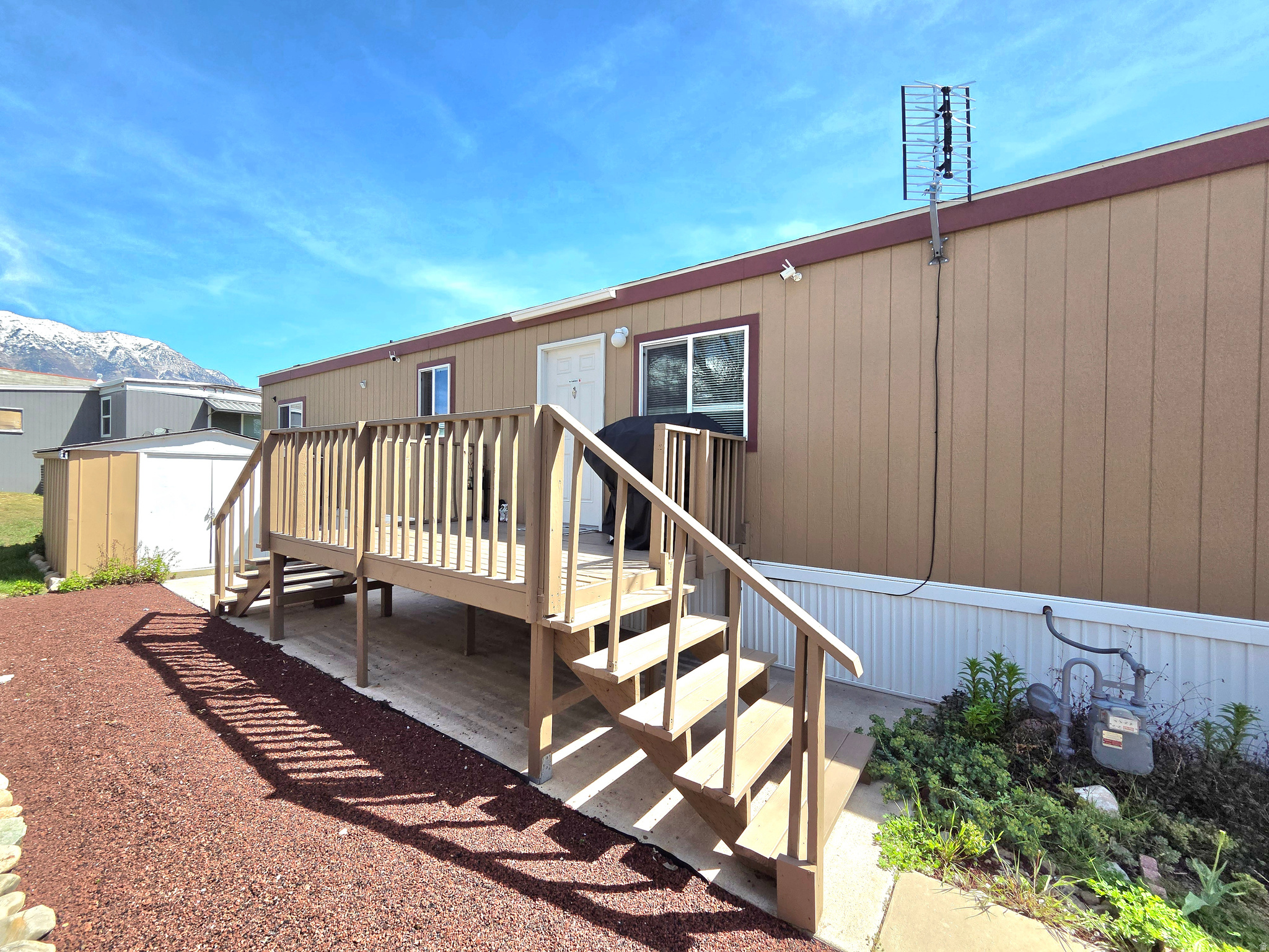 MON A LEA MOBILE HOME PARK - Residential