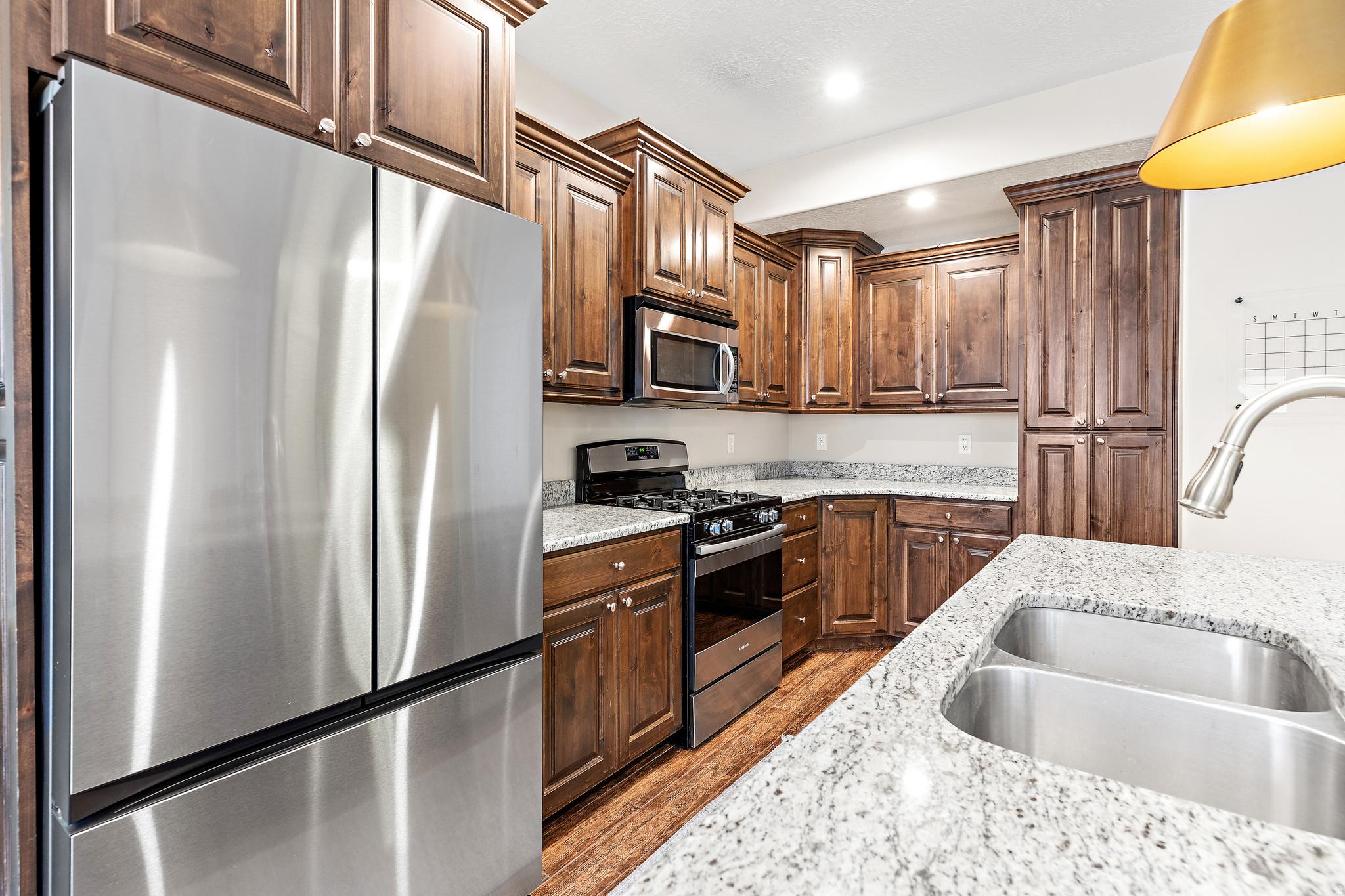 BONNEVILLE VISTA TOW - Residential