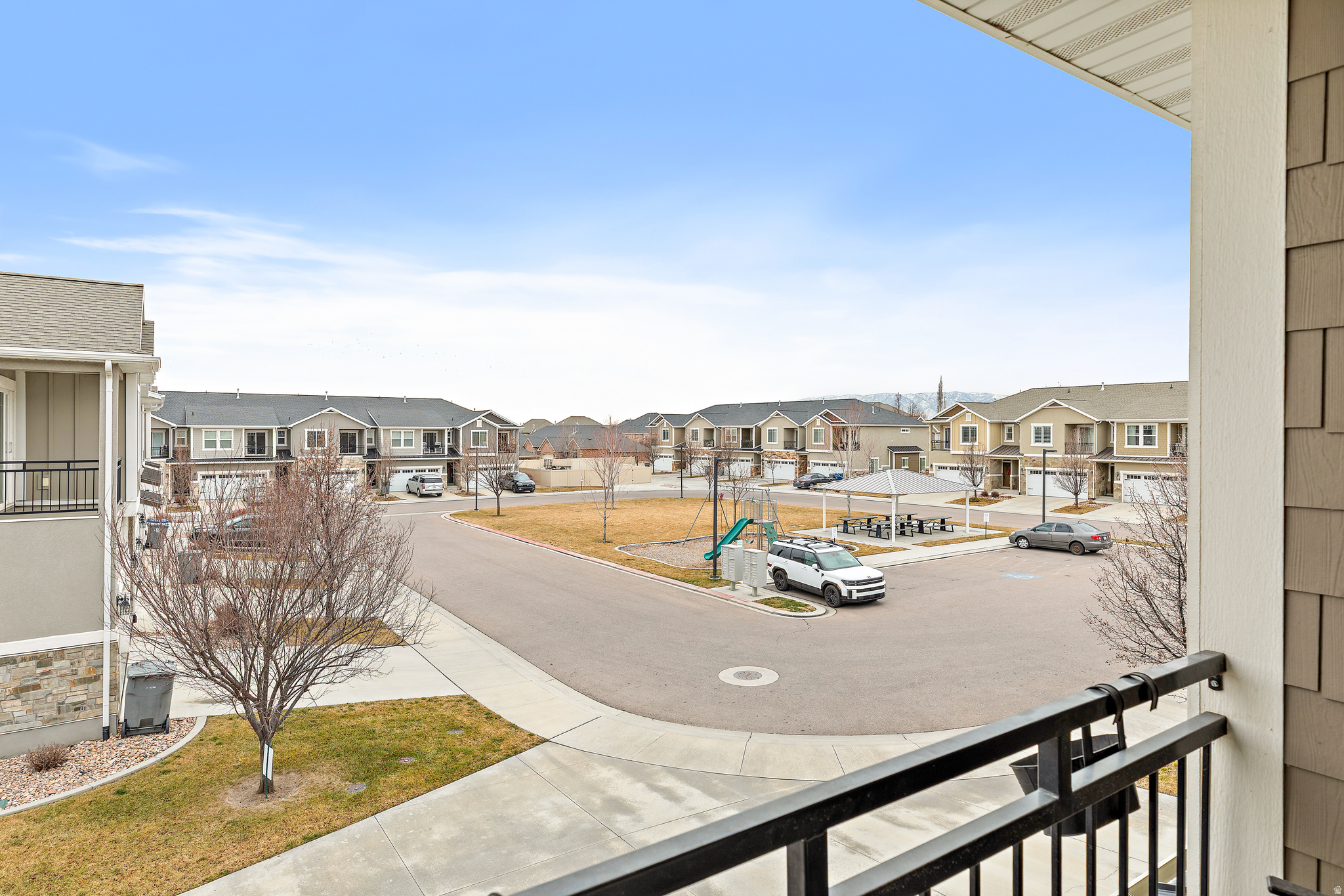 BONNEVILLE VISTA TOW - Residential