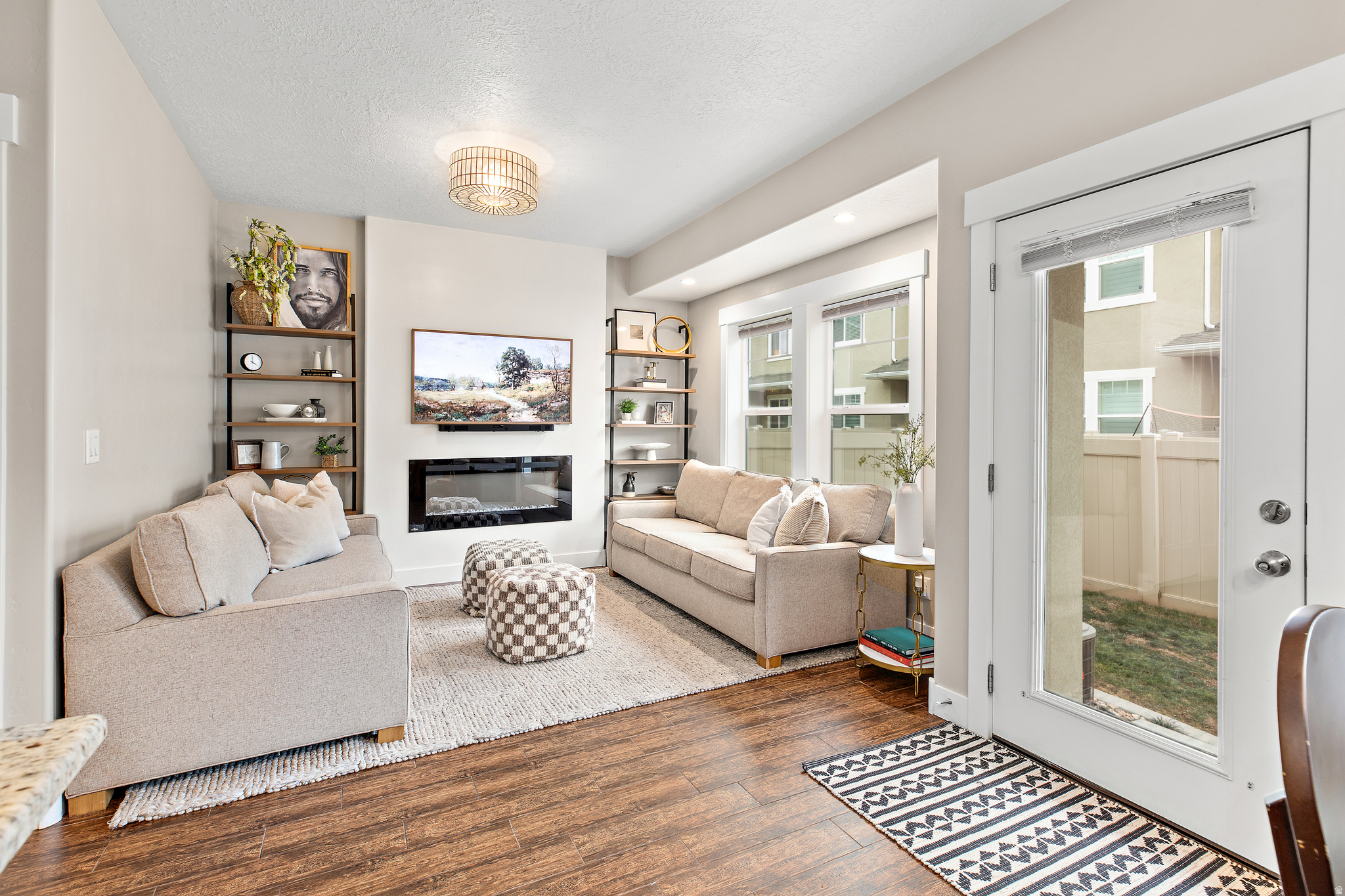 BONNEVILLE VISTA TOW - Residential