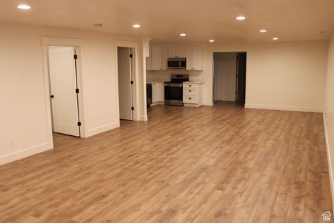Tiny photo for 645 S RED DEVIL DR, Springville, UT 84663 (MLS # 2111642)