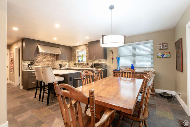 1689 E Kierstin Pl, Salt Lake City, Utah image 10