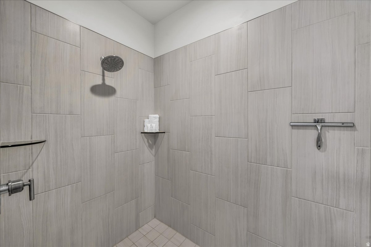 ESCONDIDO AT SIENNA - Residential