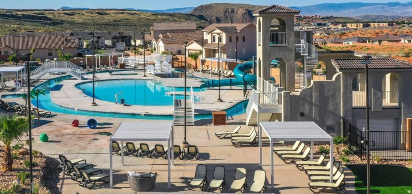 ESCONDIDO AT SIENNA - Residential