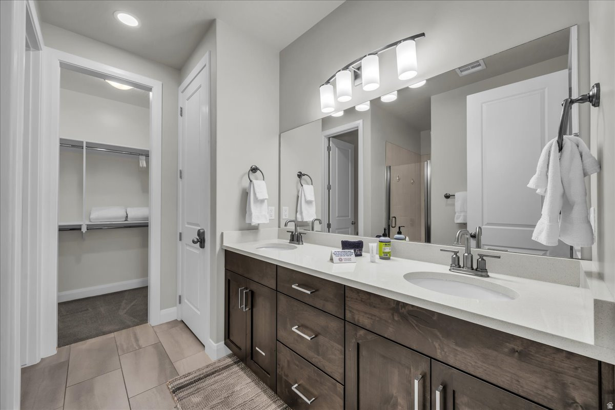 ESCONDIDO AT SIENNA - Residential