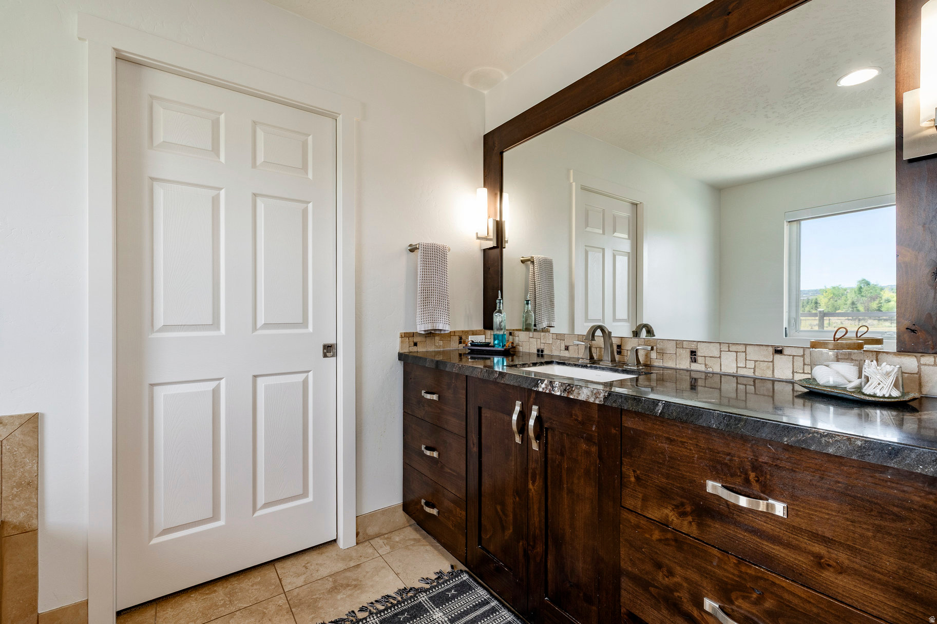 SILVER CREEK ESTATES - Residential