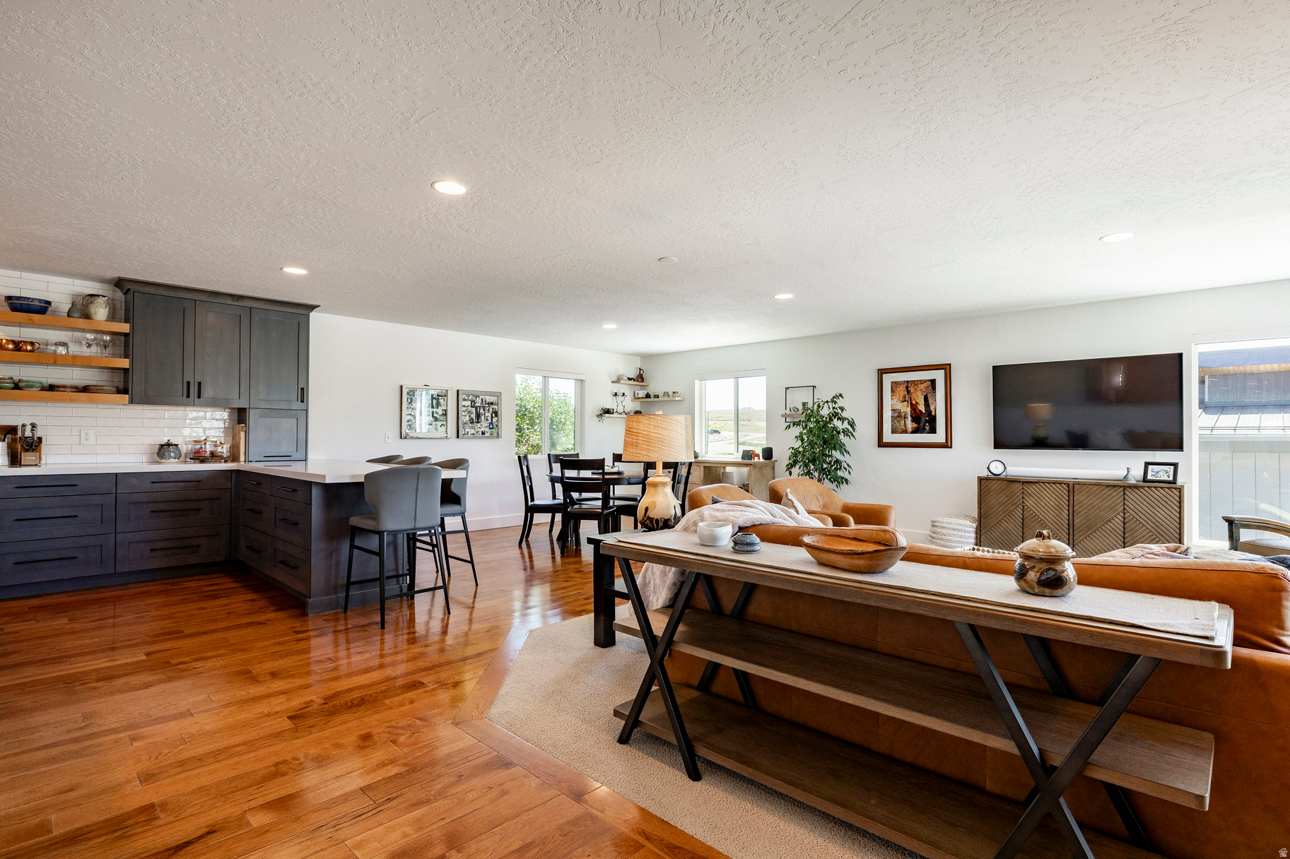 SILVER CREEK ESTATES - Residential