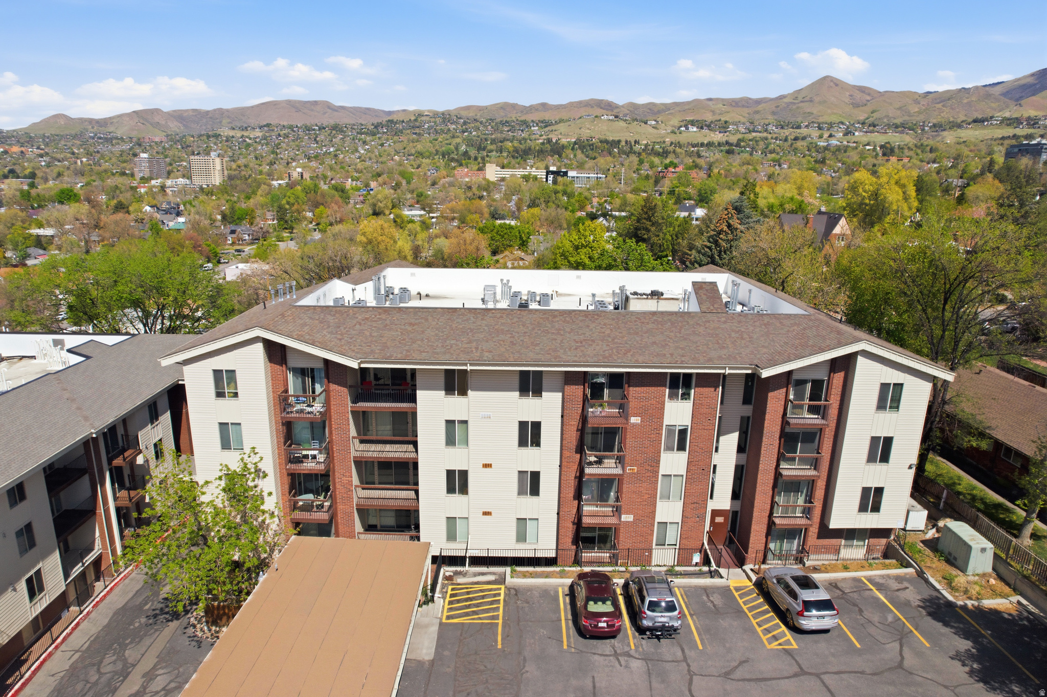 INCLINE TERRACE - Residential