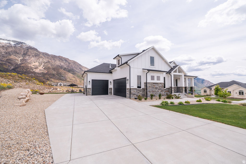 NORTH OAKS COVE - Residential