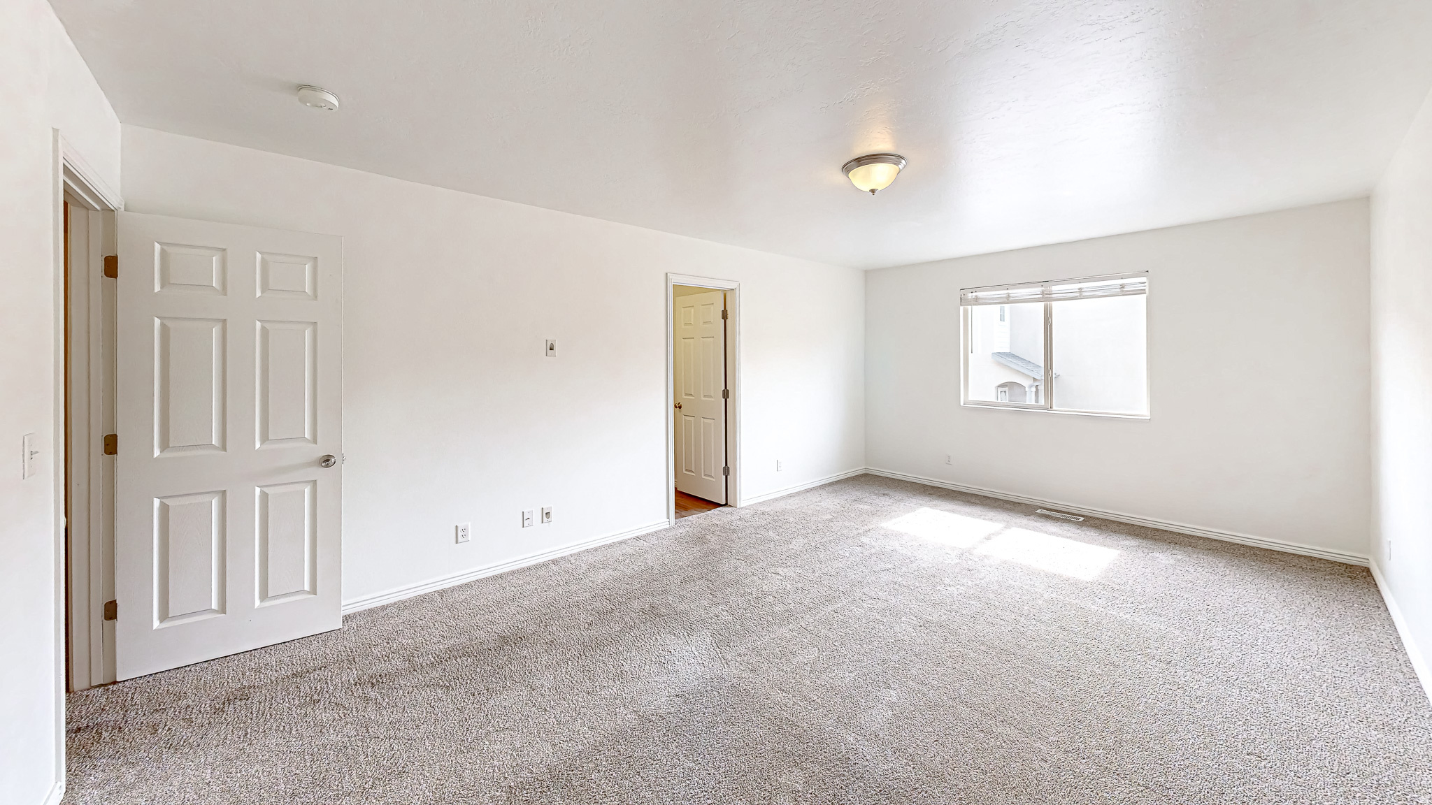 WHISPERING WILLOW - Residential