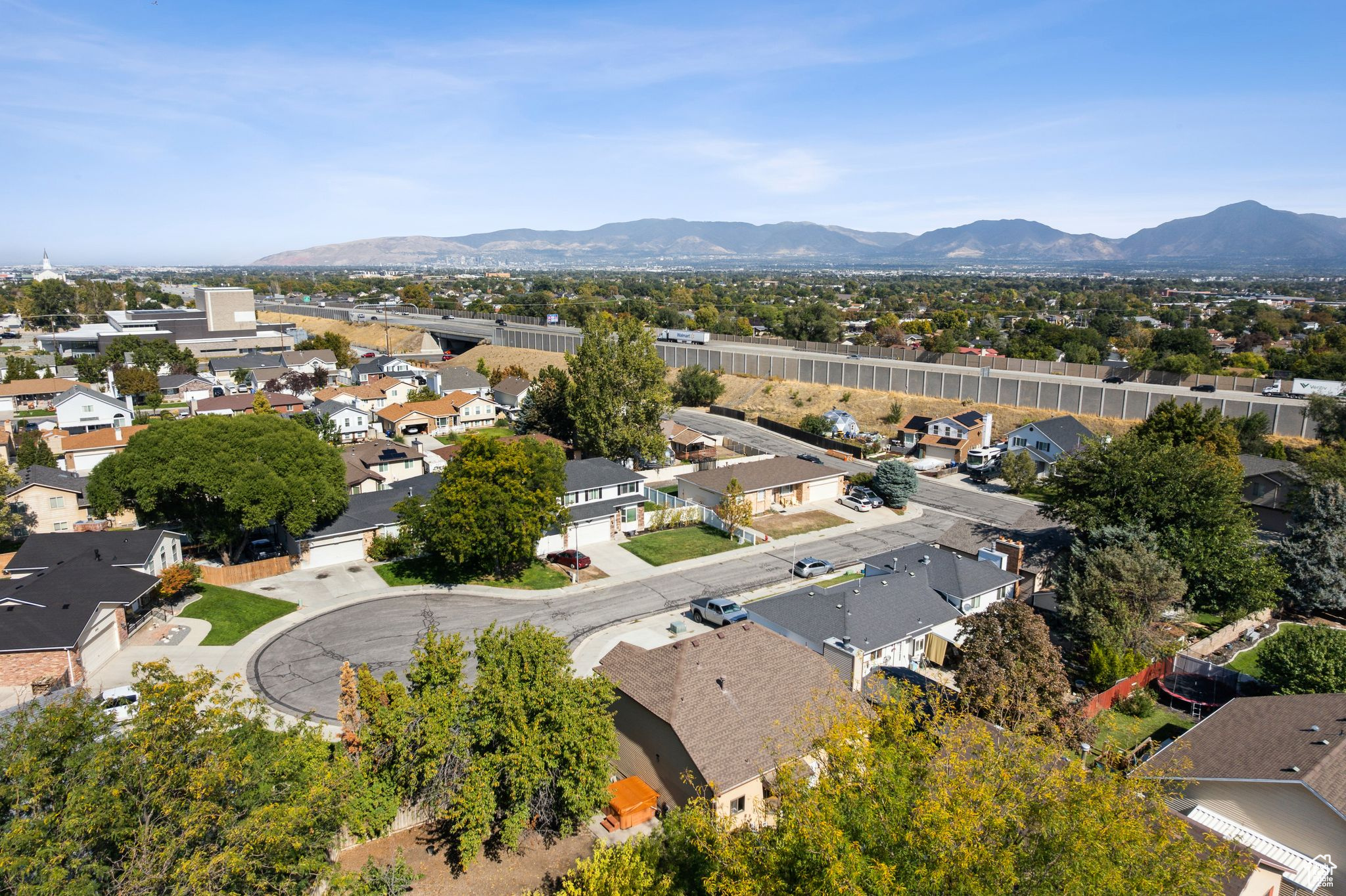 MILLS HEIGHTS - Residential