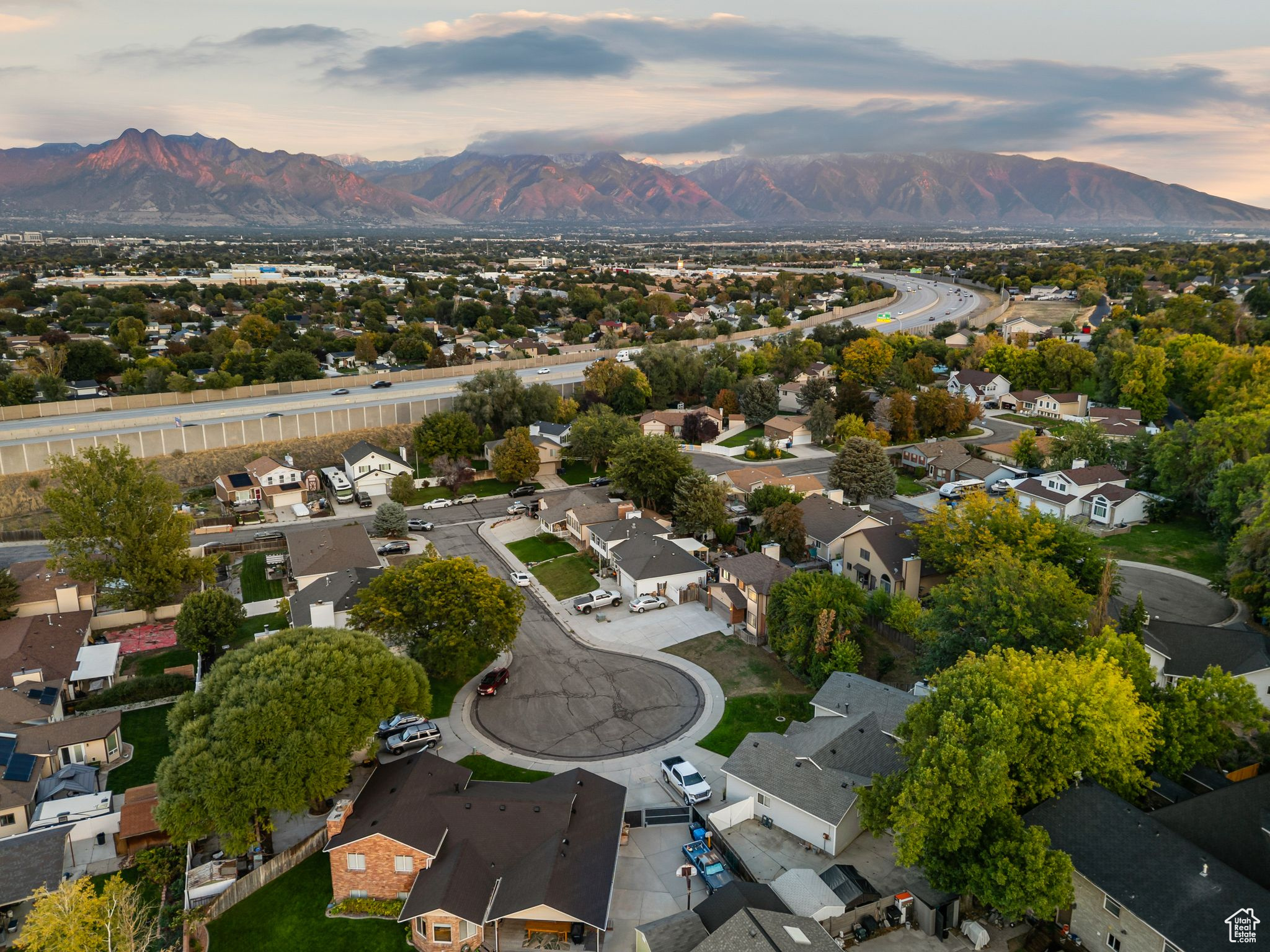MILLS HEIGHTS - Residential