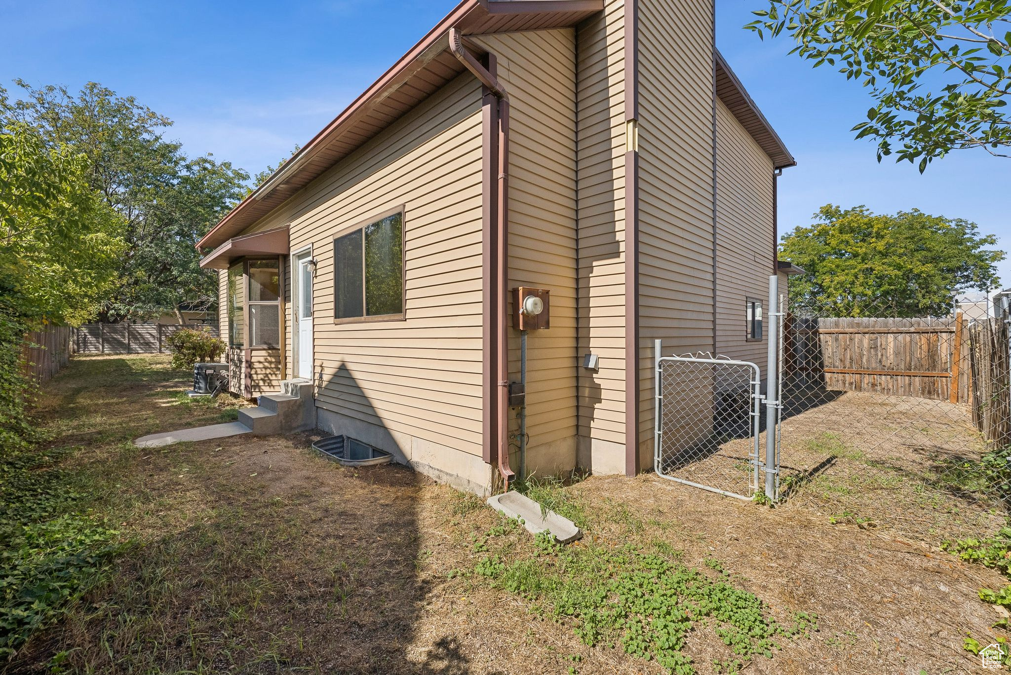 MILLS HEIGHTS - Residential