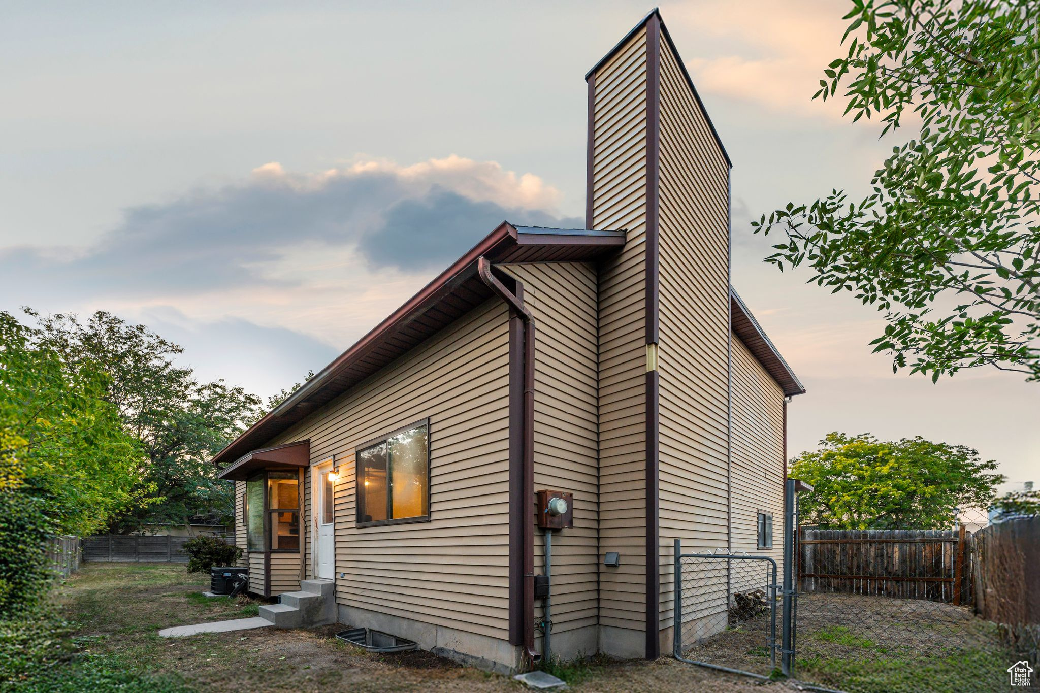 MILLS HEIGHTS - Residential