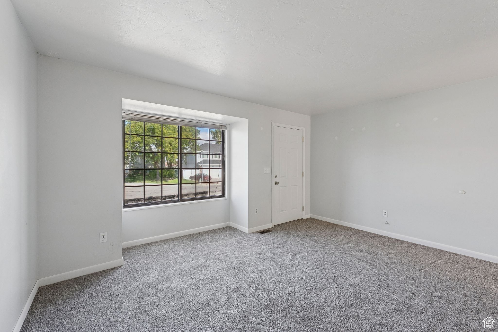 MILLS HEIGHTS - Residential