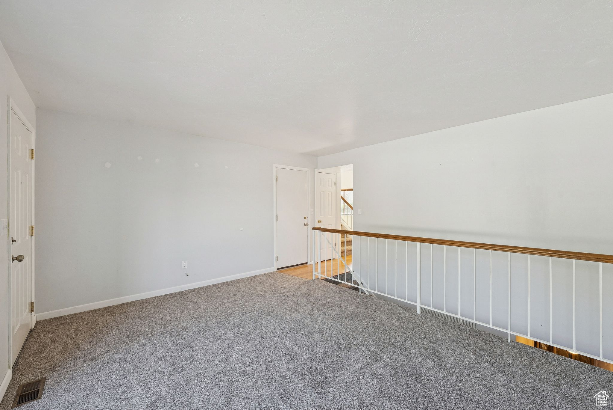 MILLS HEIGHTS - Residential