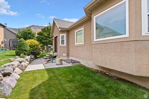 Tiny photo for 4084 W SHINNECOCK, Cedar Hills, UT 84062 (MLS # 2109358)