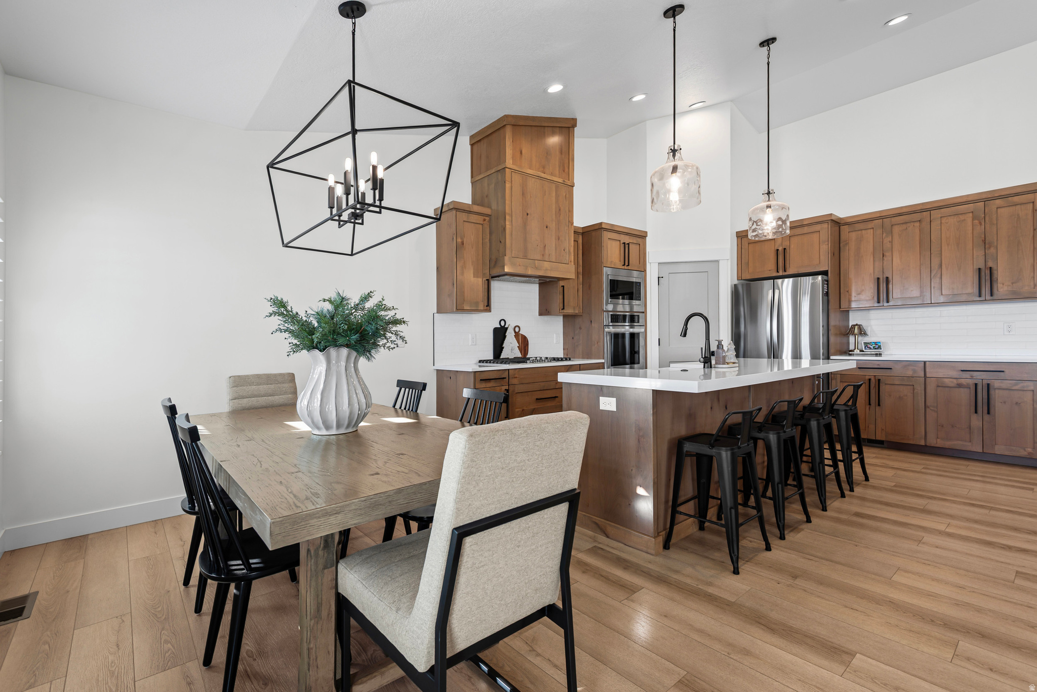 PLEASANT VIEW LANDING - Residential