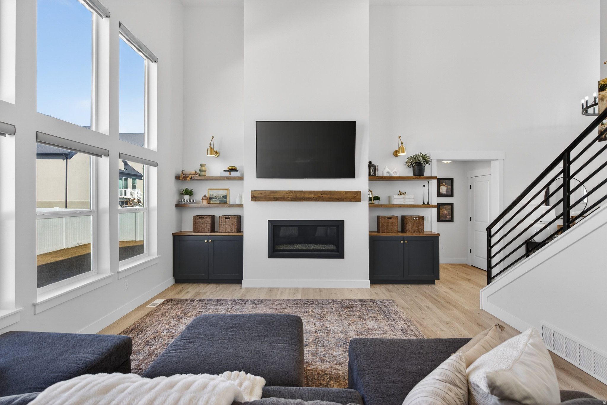 ARCADIA SPRINGS - Residential