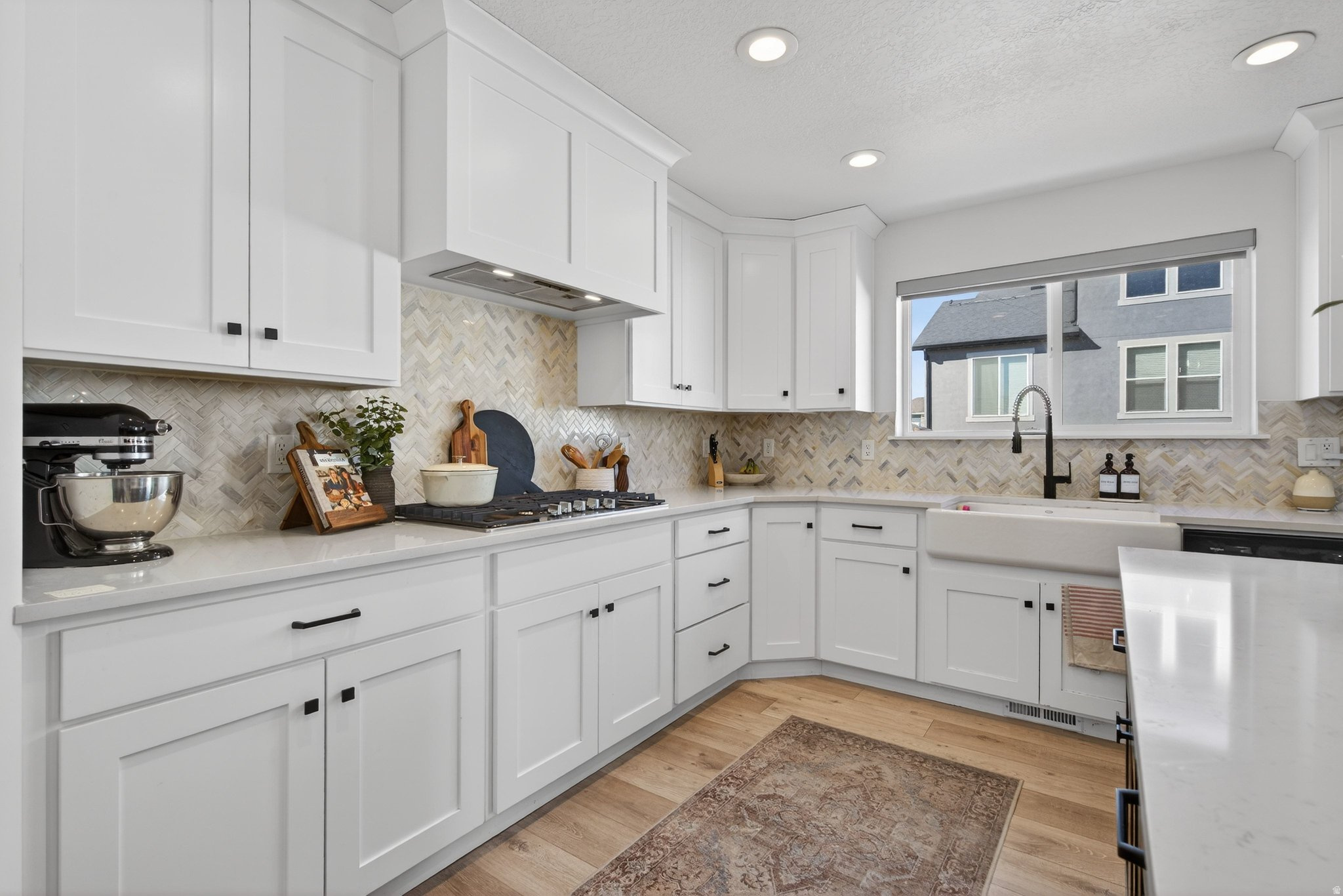 ARCADIA SPRINGS - Residential