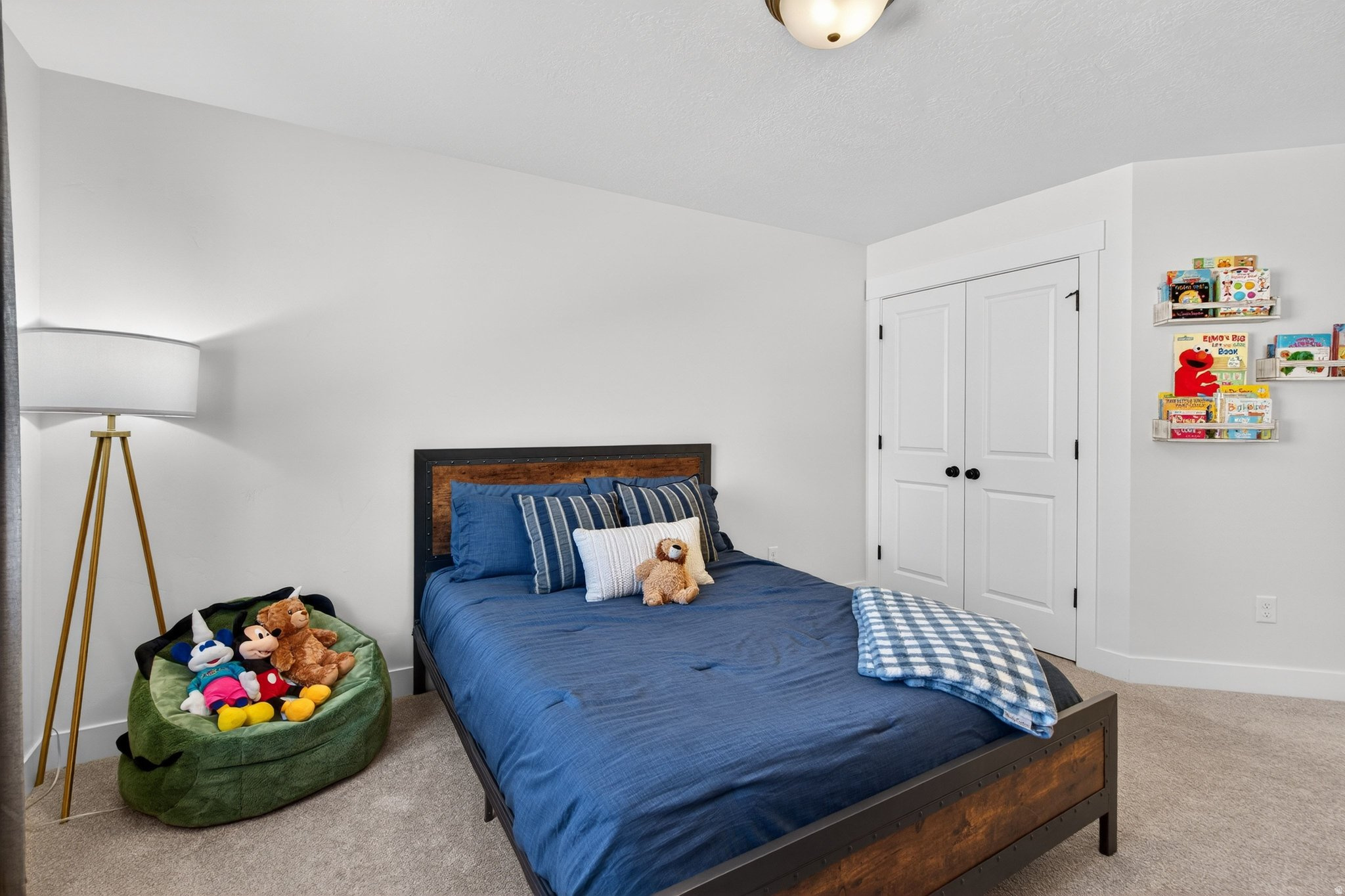 ARCADIA SPRINGS - Residential