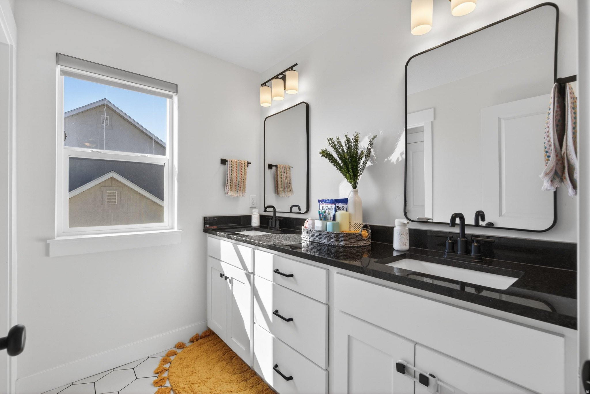 ARCADIA SPRINGS - Residential