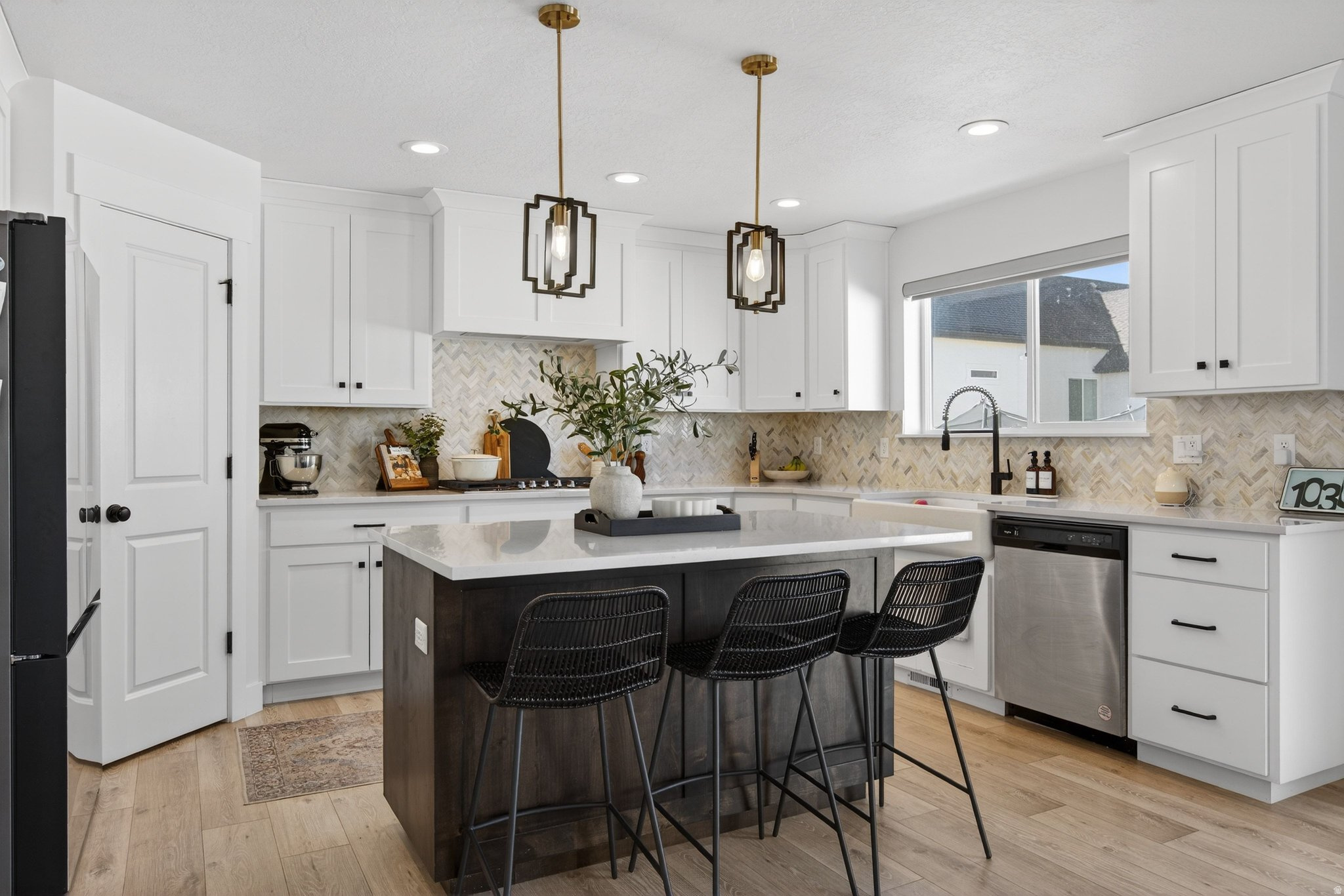 ARCADIA SPRINGS - Residential