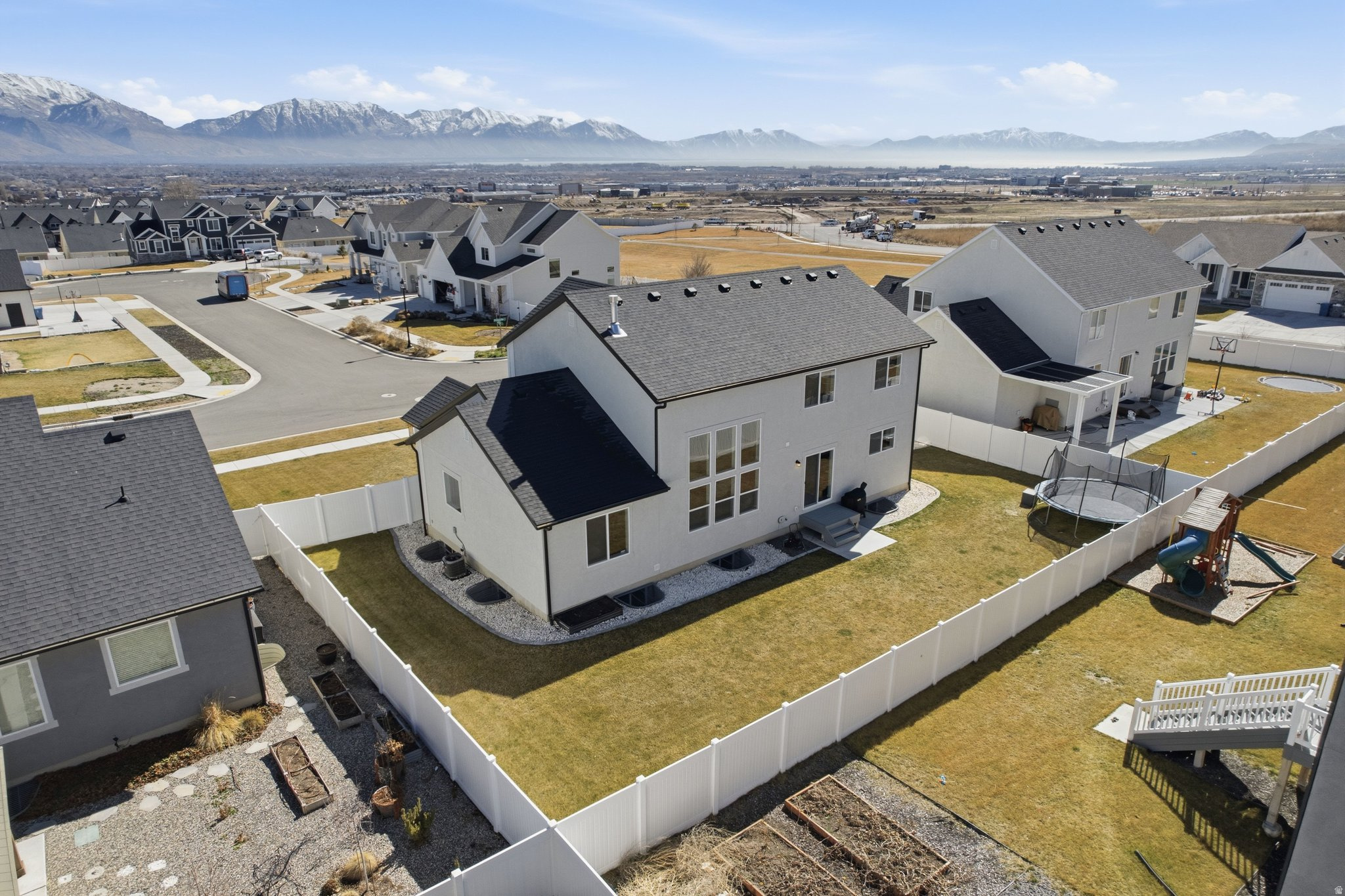 ARCADIA SPRINGS - Residential