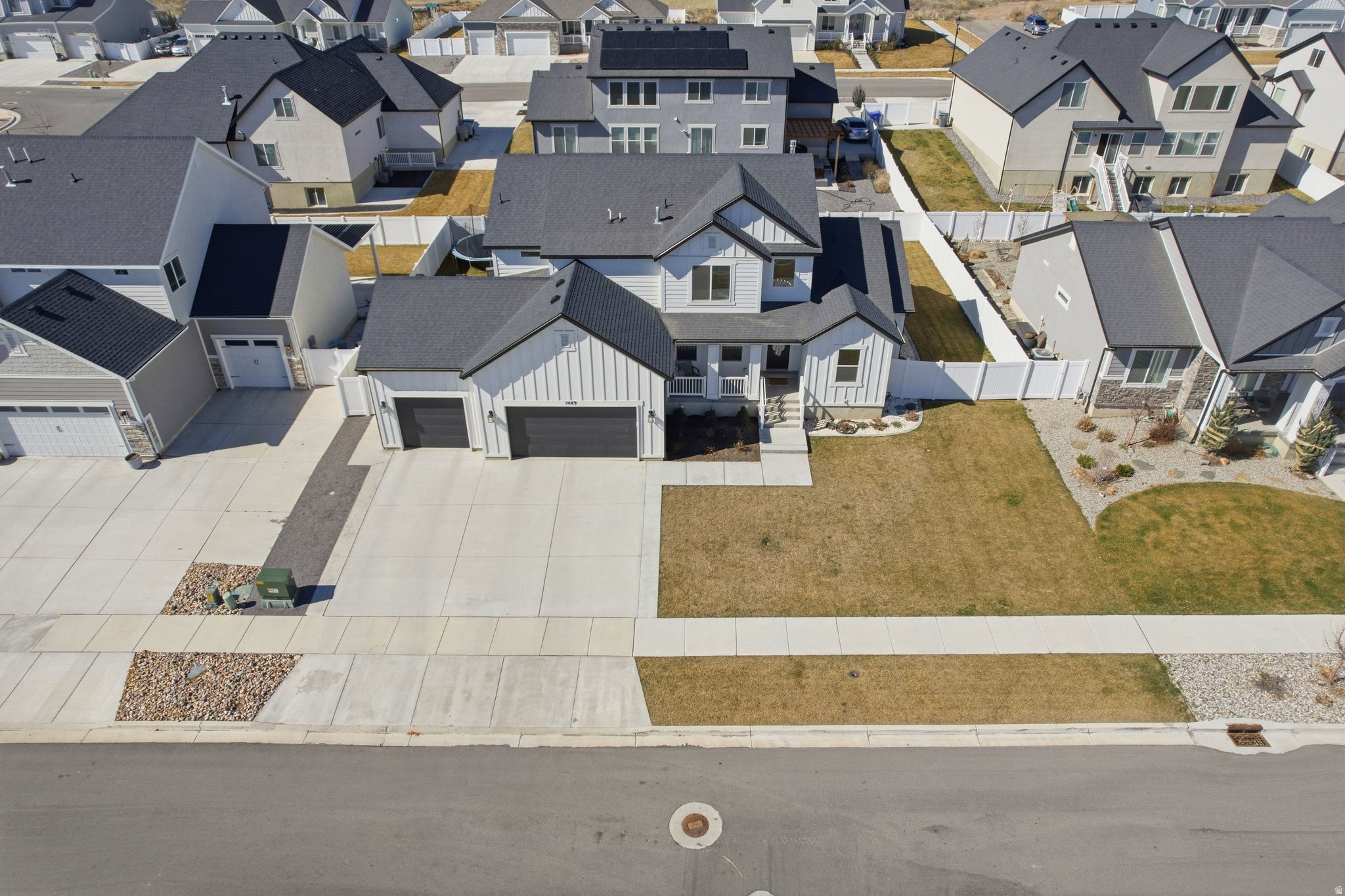 ARCADIA SPRINGS - Residential