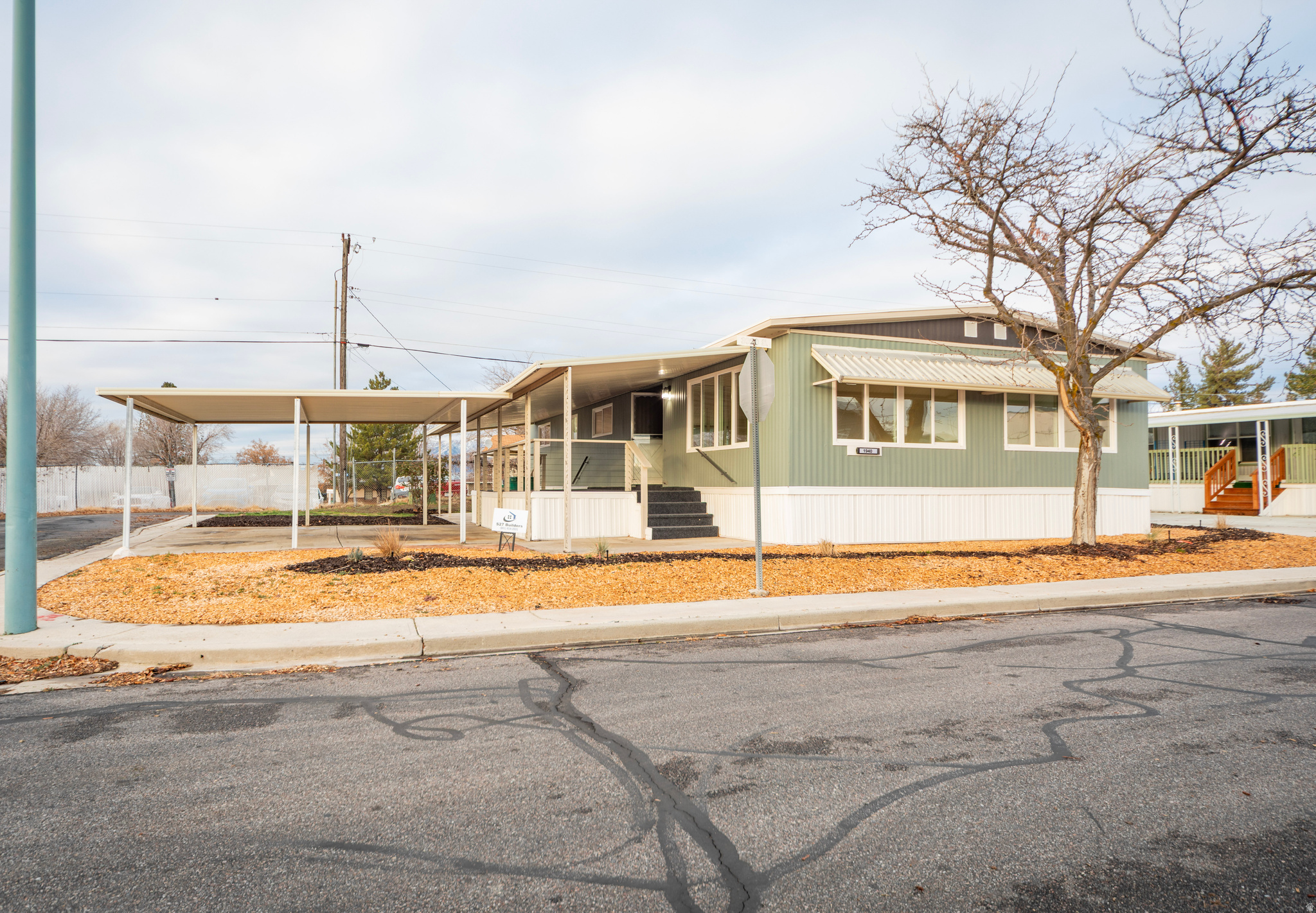 NORTH CREST - Residential