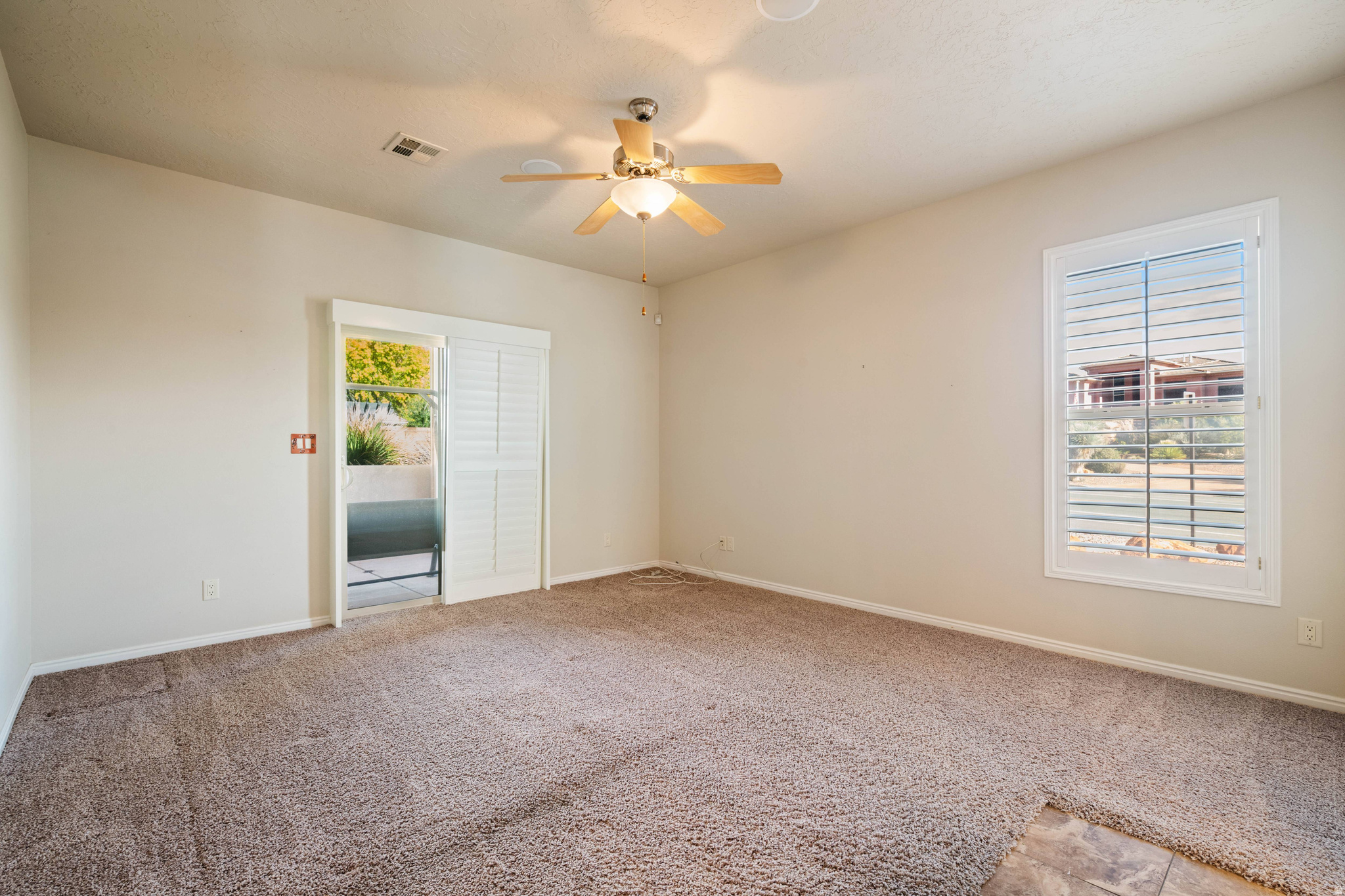 PADRE CANYON EST 5 - Residential