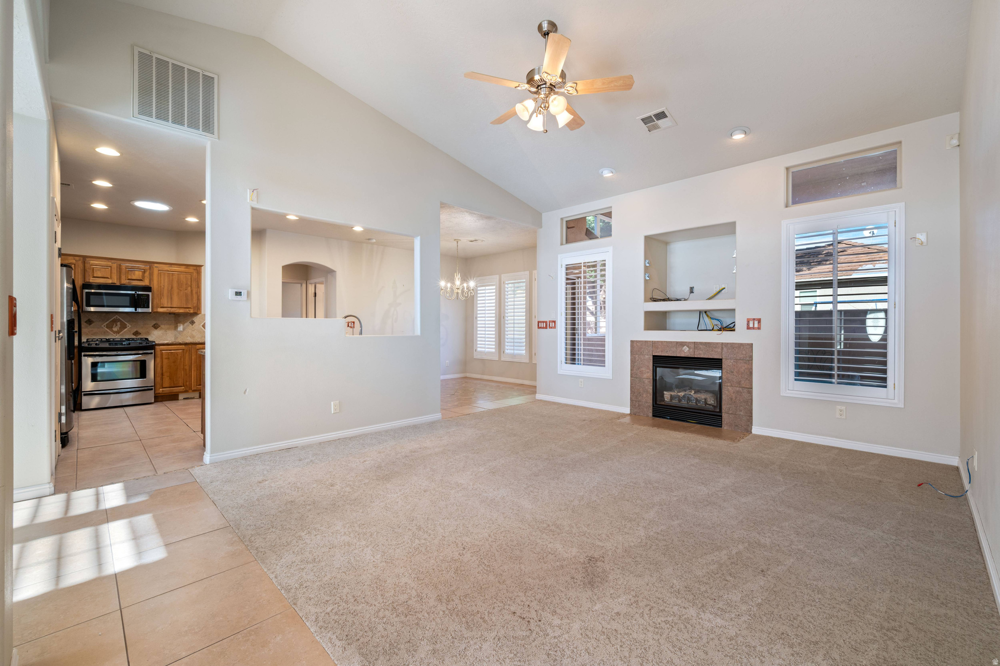 PADRE CANYON EST 5 - Residential