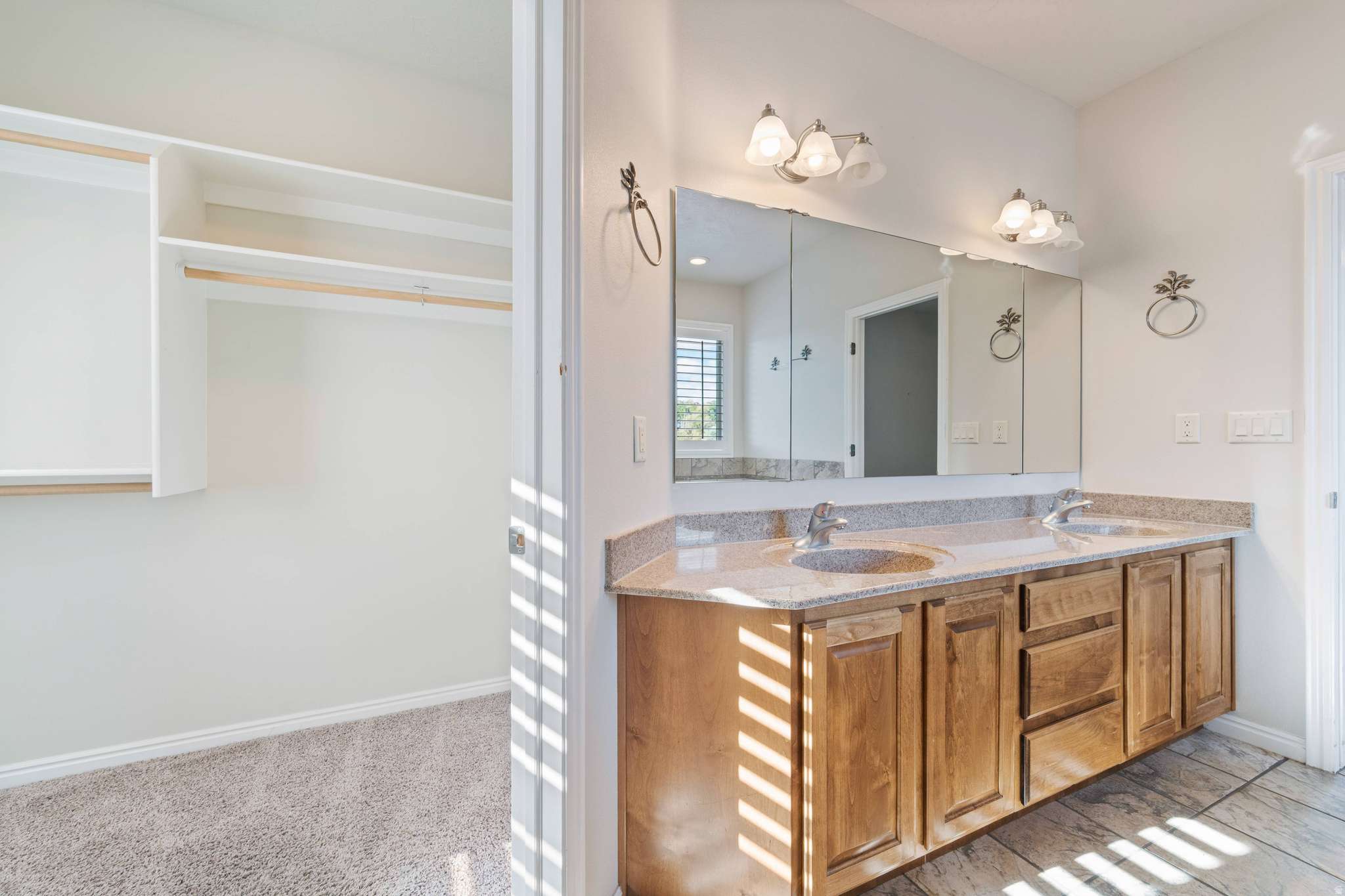 PADRE CANYON EST 5 - Residential